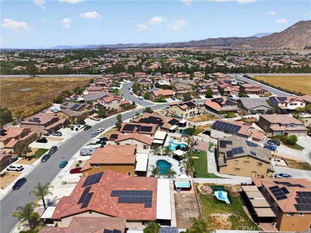 28800 Mahogany Trail Way, Menifee, CA 92584
