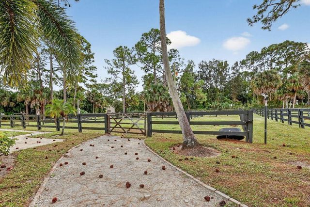 2602 SW 64th Court, Palm City, FL 34990