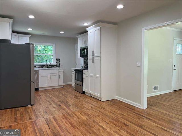 2868 Lynda Place, Decatur, GA 30032