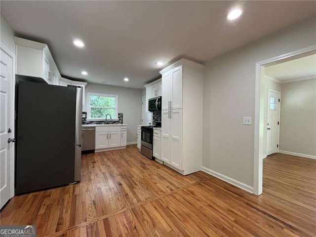 2868 Lynda Place, Decatur, GA 30032