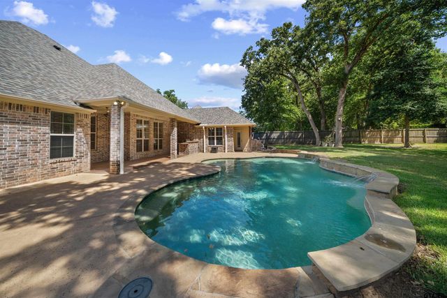 6518 Rochester Way, Tyler, TX 75703