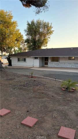646 El Rancho Drive, El Cajon, CA 92019