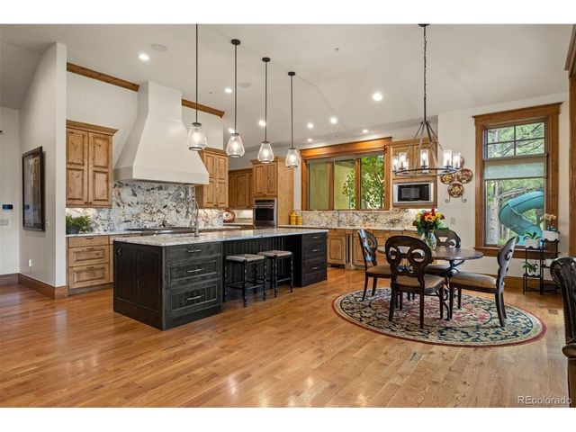 958 Westchester Cir, Castle Rock, CO 80108