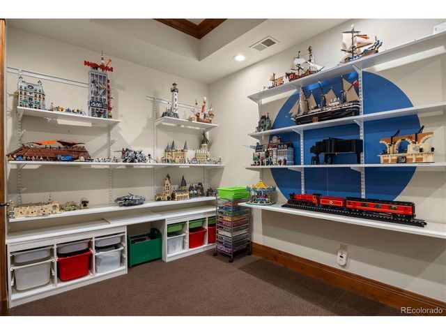 958 Westchester Cir, Castle Rock, CO 80108