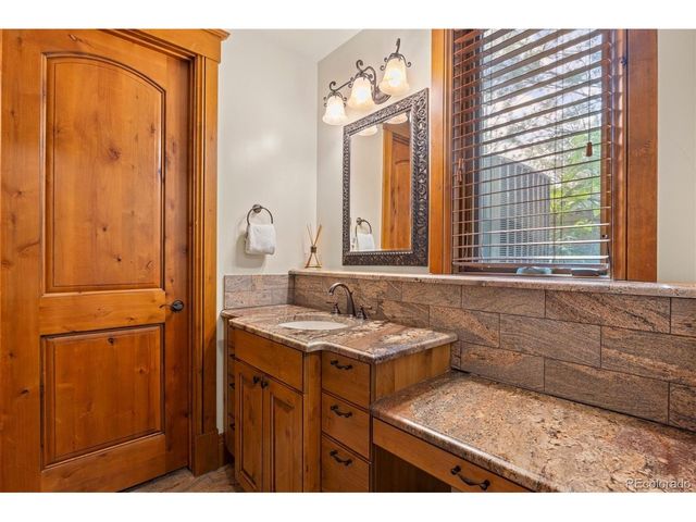 958 Westchester Cir, Castle Rock, CO 80108