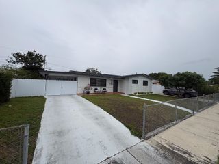 11831 SW 207 Street, Miami, FL 33177