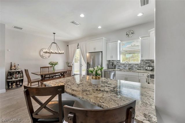 3196 Connecticut AVE, Naples, FL 34112