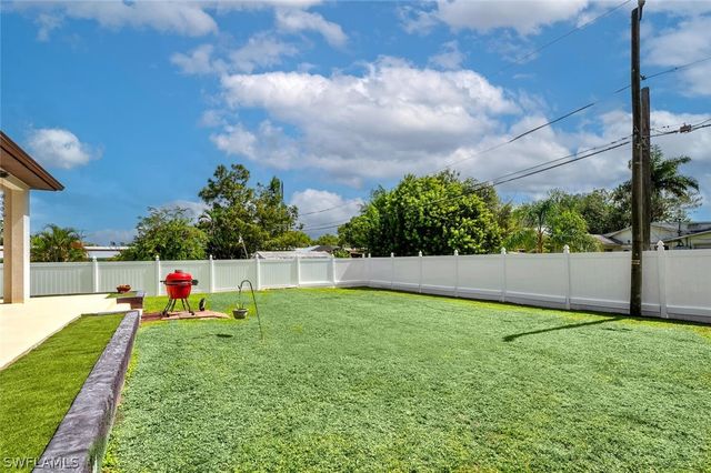 3196 Connecticut AVE, Naples, FL 34112