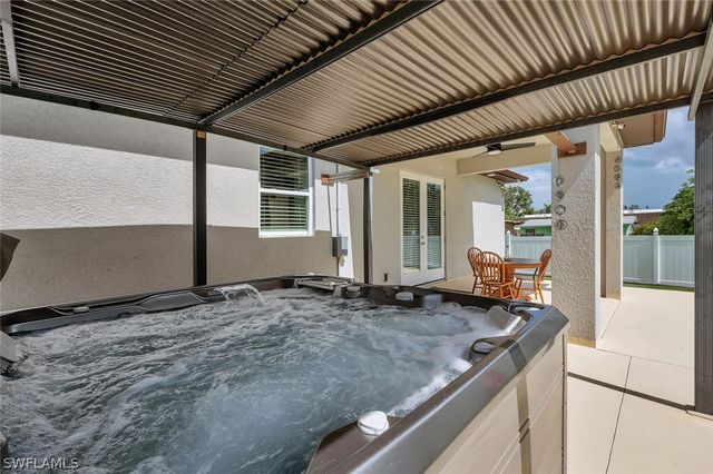 3196 Connecticut AVE, Naples, FL 34112