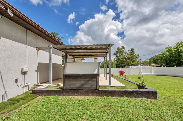 3196 Connecticut AVE, Naples, FL 34112