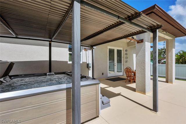 3196 Connecticut AVE, Naples, FL 34112