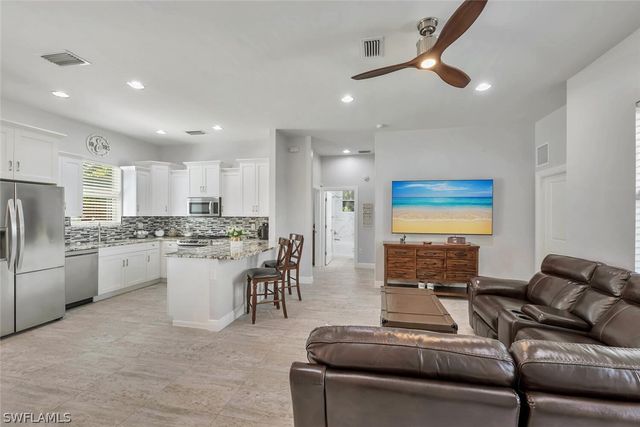 3196 Connecticut AVE, Naples, FL 34112