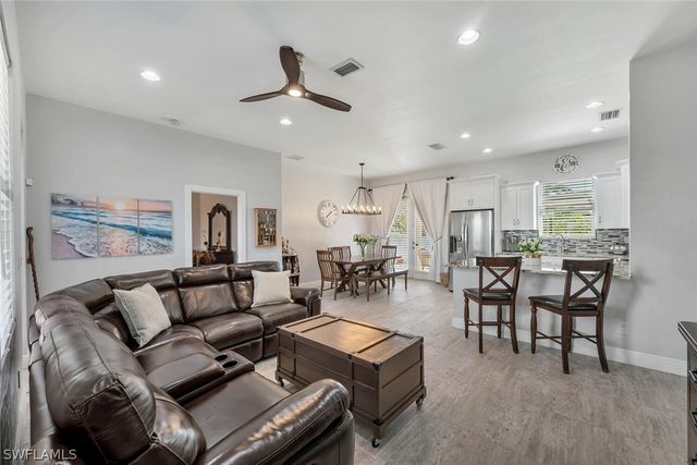 3196 Connecticut AVE, Naples, FL 34112