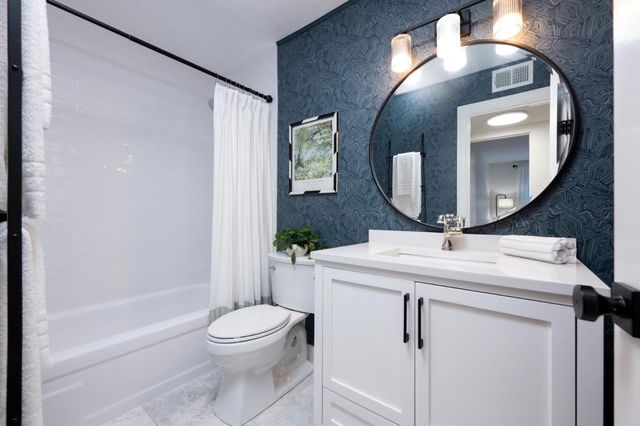 3323 La Mesa Drive 2, San Carlos, CA 94070