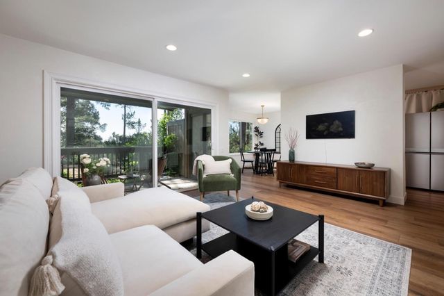 3323 La Mesa Drive 2, San Carlos, CA 94070