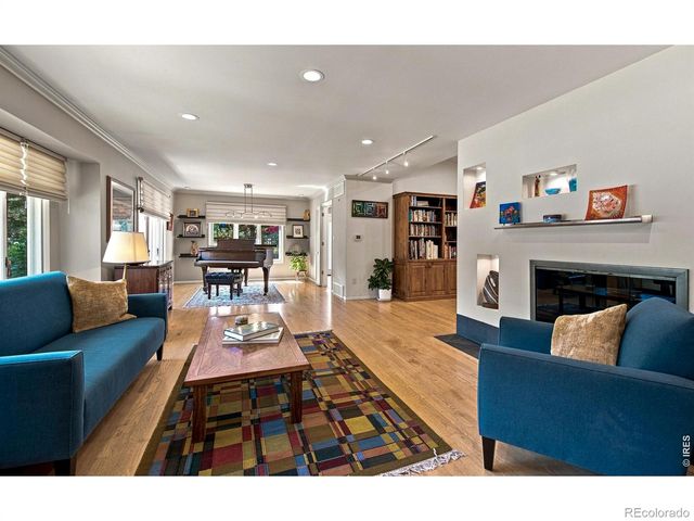 385 Fox Drive, Boulder, CO 80303