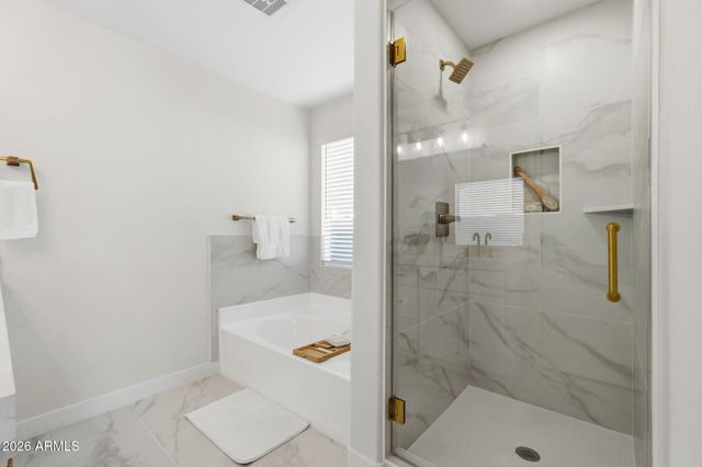826 W 14TH Avenue, Apache Junction, AZ 85120