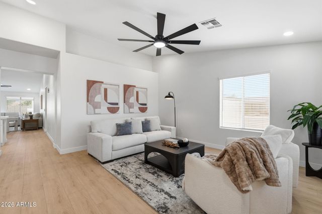 826 W 14TH Avenue, Apache Junction, AZ 85120