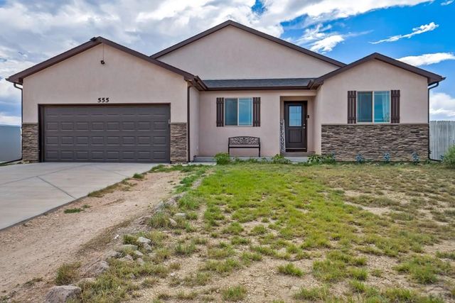 555 N Tidy Dr, Pueblo West, CO 81007