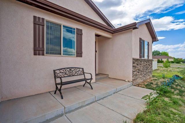 555 N Tidy Dr, Pueblo West, CO 81007
