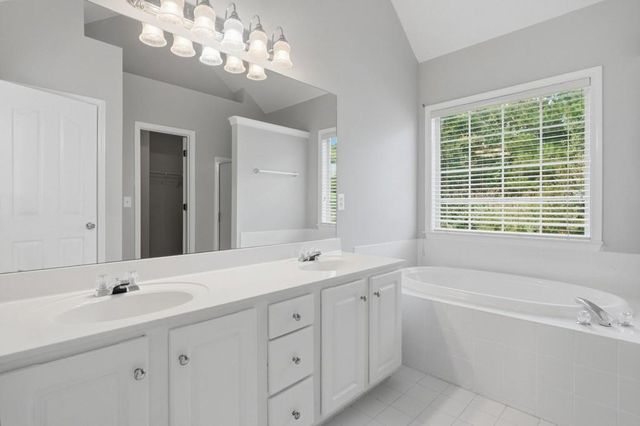 40 Summer Leigh Drive, Stockbridge, GA 30281