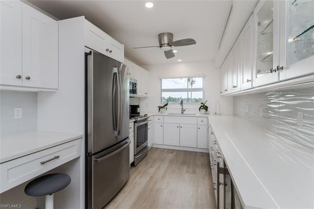 3450 Gulf Shore BLVD N 210, Naples, FL 34103