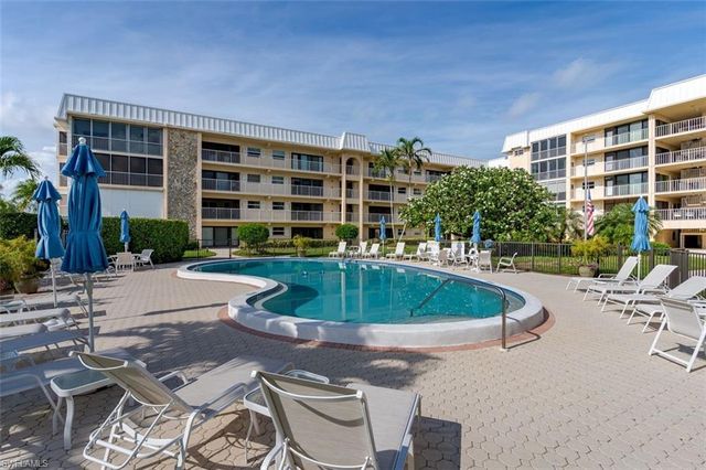 3450 Gulf Shore BLVD N 210, Naples, FL 34103