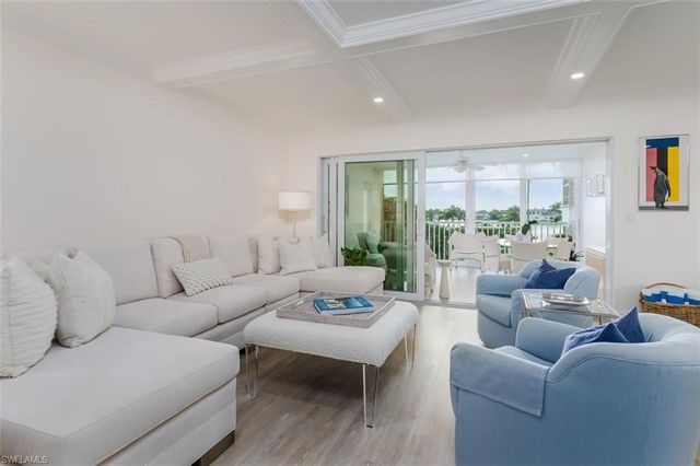 3450 Gulf Shore BLVD N 210, Naples, FL 34103