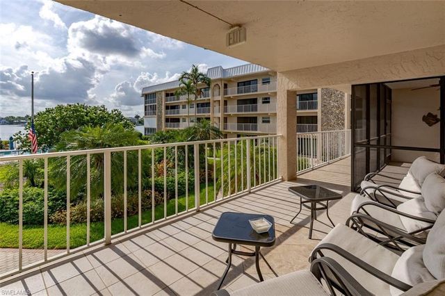 3450 Gulf Shore BLVD N 210, Naples, FL 34103