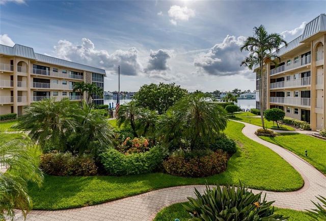 3450 Gulf Shore BLVD N 210, Naples, FL 34103
