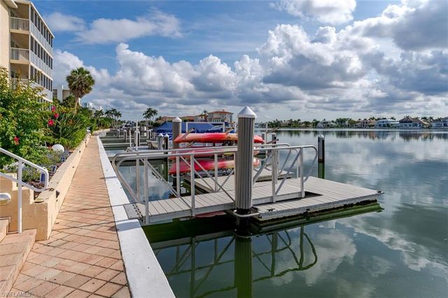 3450 Gulf Shore BLVD N 210, Naples, FL 34103