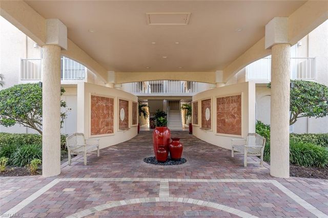 3450 Gulf Shore BLVD N 210, Naples, FL 34103