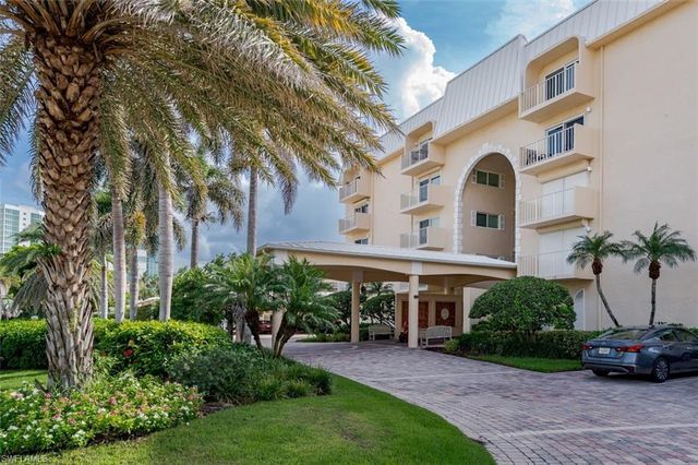 3450 Gulf Shore BLVD N 210, Naples, FL 34103