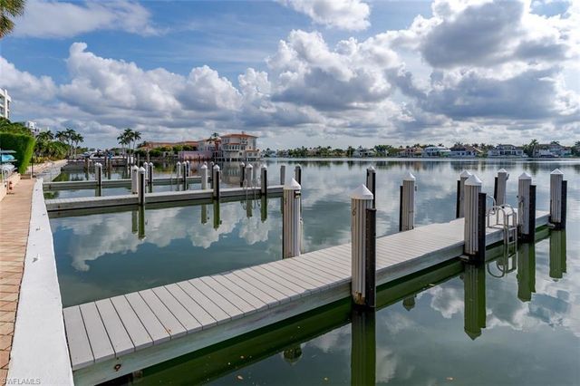 3450 Gulf Shore BLVD N 210, Naples, FL 34103