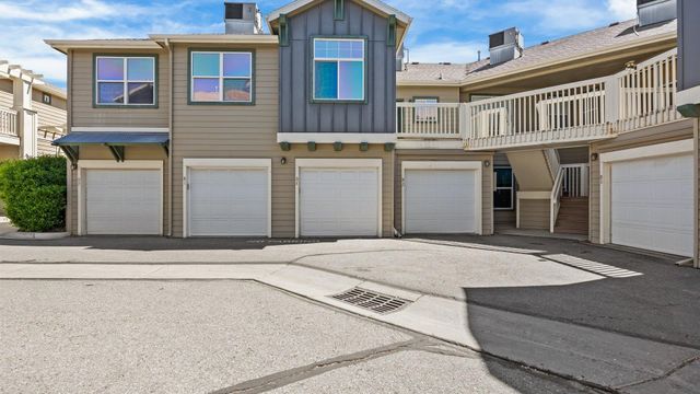 2491 Fountain Greens Pl Unit B-8, Grand Junction, CO 81505