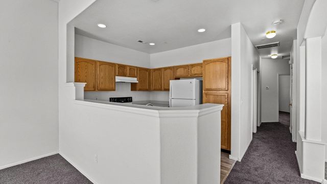 2491 Fountain Greens Pl Unit B-8, Grand Junction, CO 81505