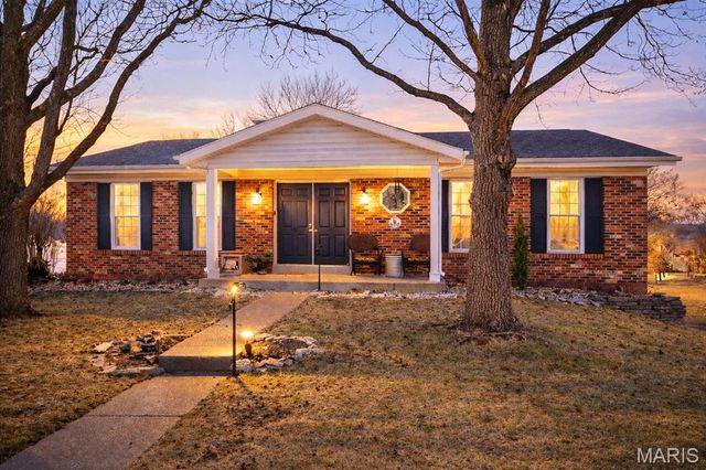 4726 Bramble Berry Drive, St Louis, MO 63129