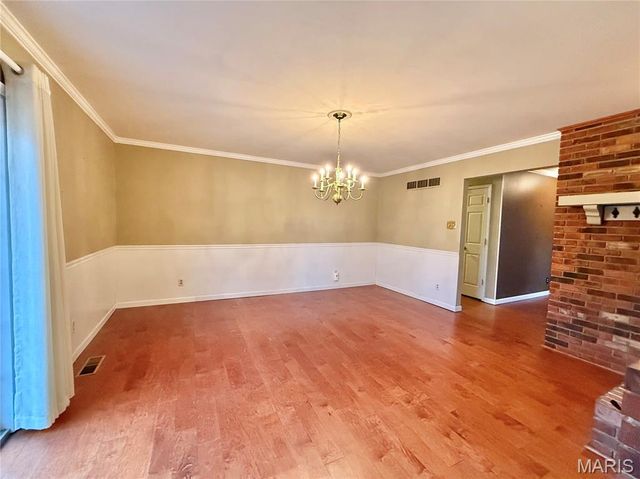 4726 Bramble Berry Drive, St Louis, MO 63129