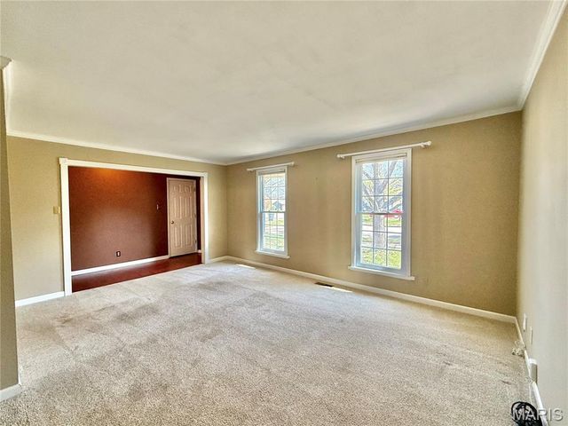 4726 Bramble Berry Drive, St Louis, MO 63129