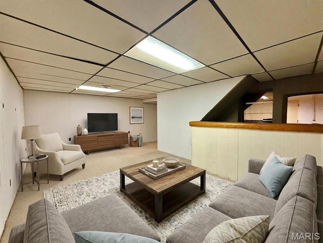 4726 Bramble Berry Drive, St Louis, MO 63129