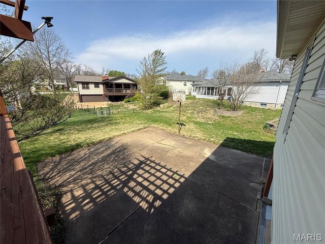 4726 Bramble Berry Drive, St Louis, MO 63129