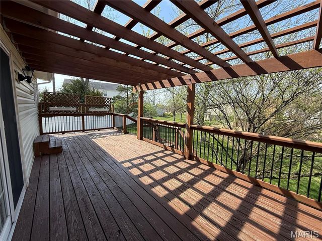 4726 Bramble Berry Drive, St Louis, MO 63129