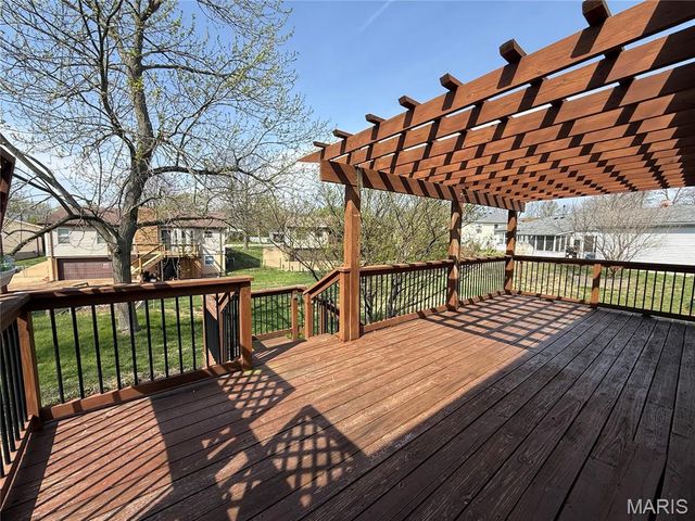 4726 Bramble Berry Drive, St Louis, MO 63129