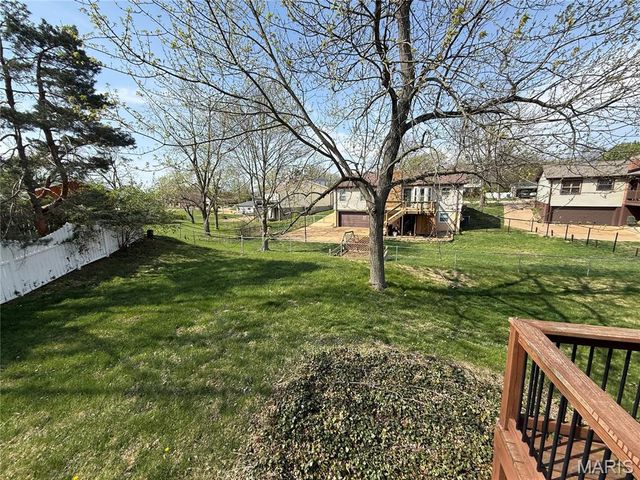 4726 Bramble Berry Drive, St Louis, MO 63129