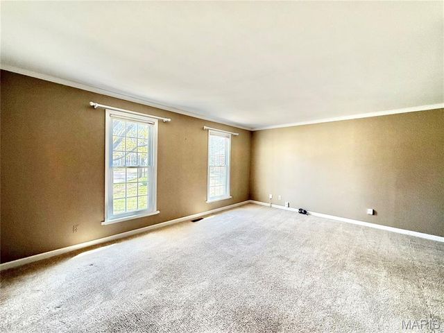 4726 Bramble Berry Drive, St Louis, MO 63129