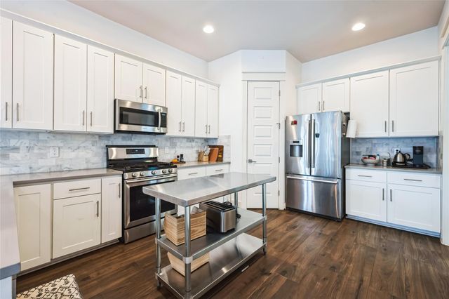 1608 Ulit Ave A, Austin, TX 78702