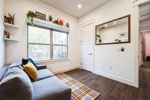 1608 Ulit Ave A, Austin, TX 78702