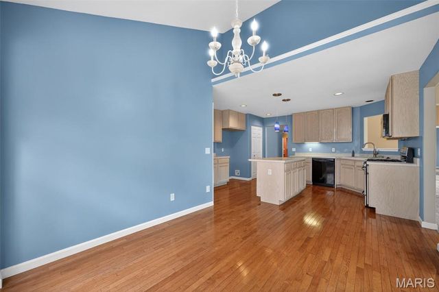 1421 Schoal Creek Drive, St Peters, MO 63366