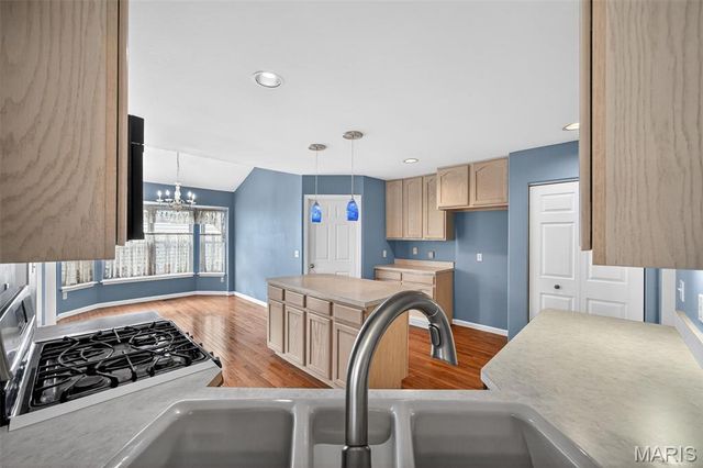 1421 Schoal Creek Drive, St Peters, MO 63366