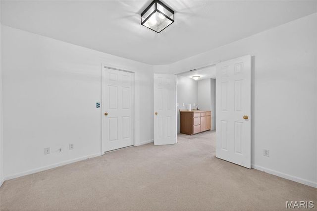 1421 Schoal Creek Drive, St Peters, MO 63366